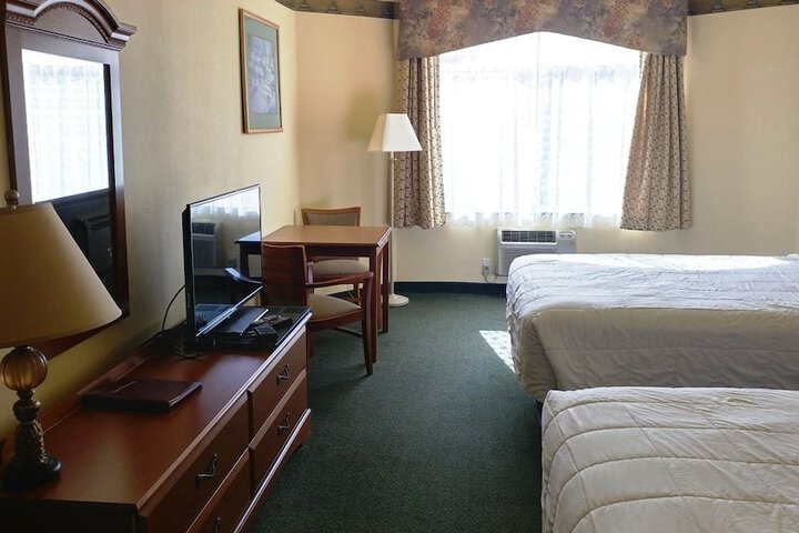 Room 19 of 38