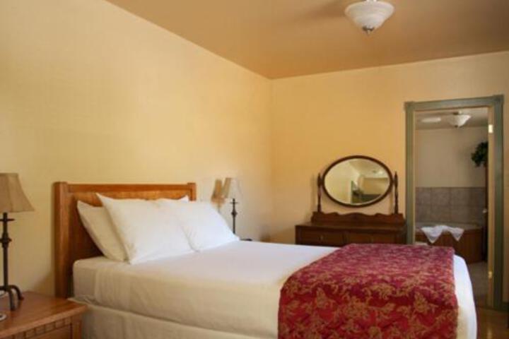 Reynolds Hotel