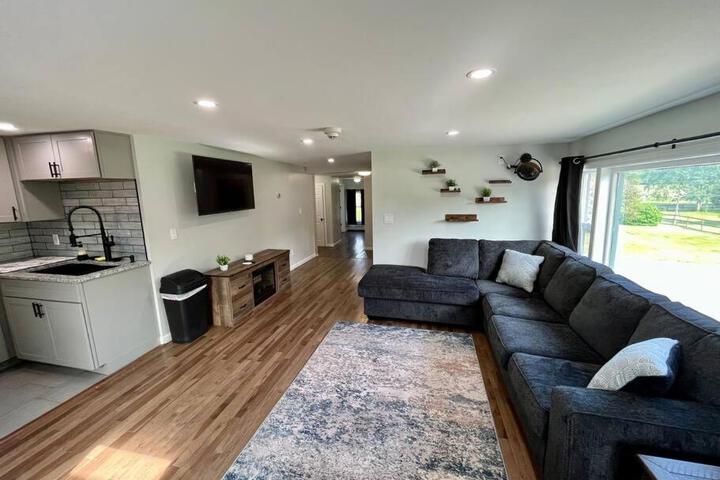 2 Bed Berkshire Getaway at Stephentown Hotel