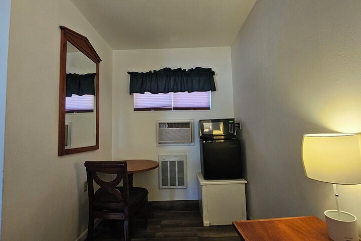 Room 15 of 71