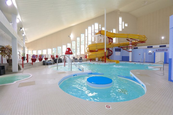 Pool 6 of 35