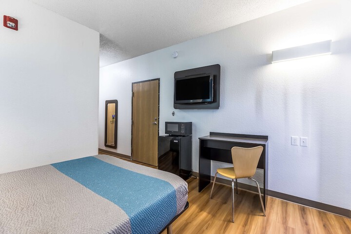 Room 35 of 36