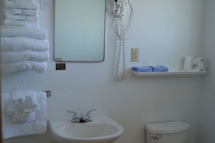 Room 20 of 33