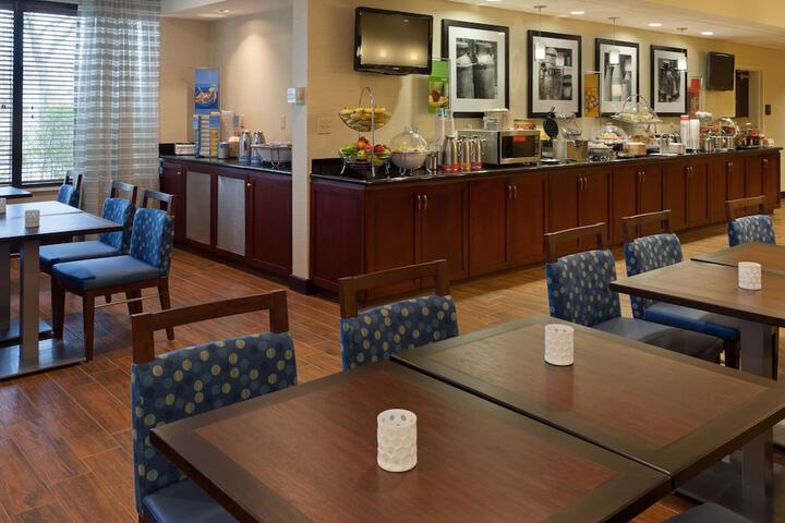Hampton Inn by Hilton New Bedford / Fairhaven