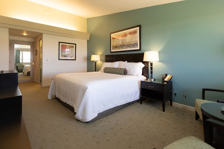 Room 146 of 192