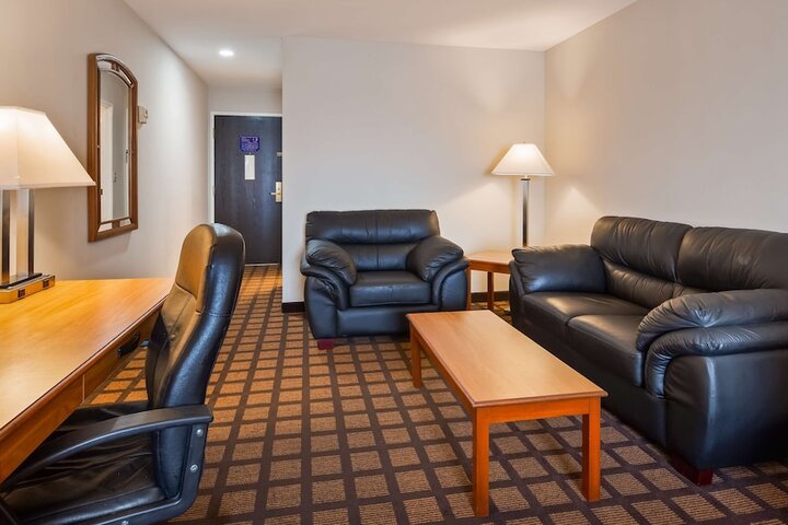 Room 6 of 21