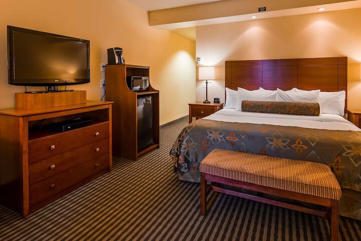 Room 15 of 34