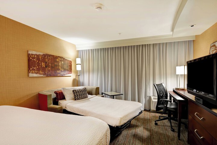 Room 16 of 30