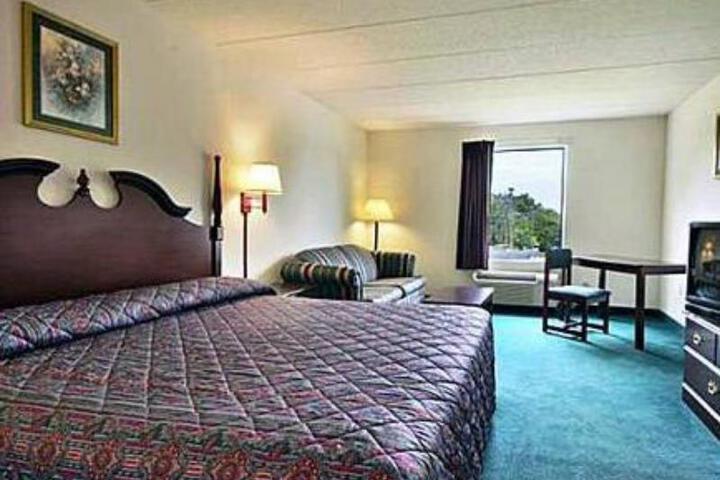 Suite 39 of 40