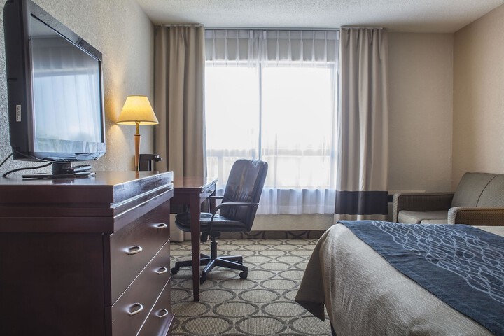 Room 22 of 37
