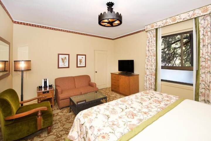Room 34 of 54