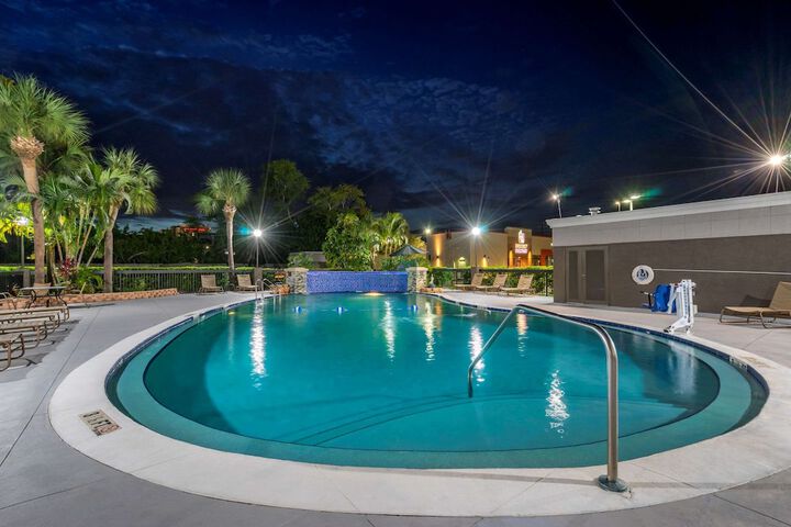 Pool 8 of 42