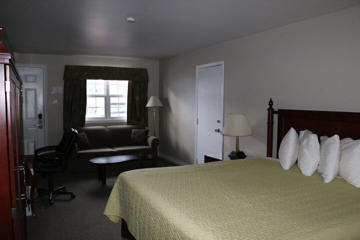 Room 19 of 36