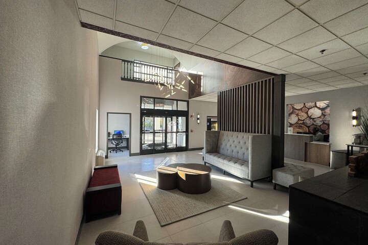 Brentwood Suites Nashville an Ascend Collection Hotel