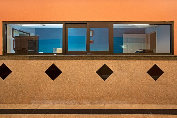 Hotel Interior 9 of 36