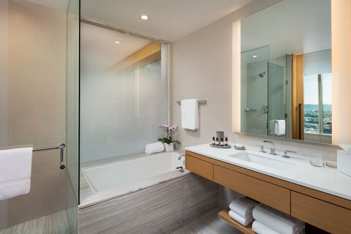 InterContinental Los Angeles Downtown by IHG