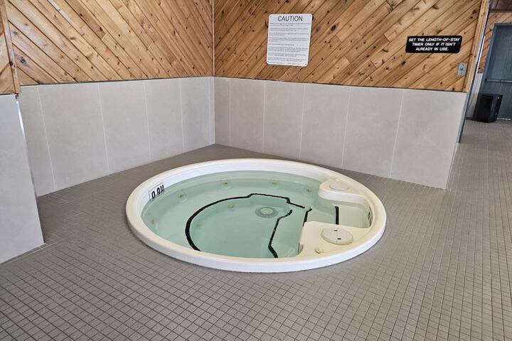 Pool 7 of 84