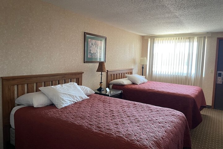 Room 6 of 11