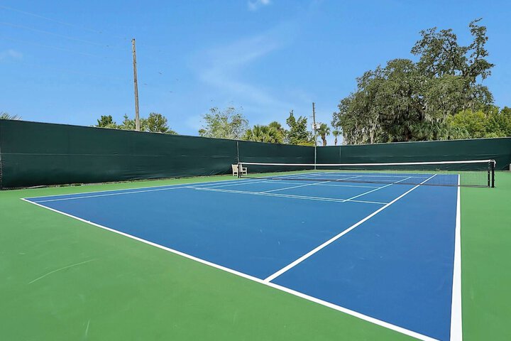Regal Oaks Resort Vacation Townhomes by IDILIQ