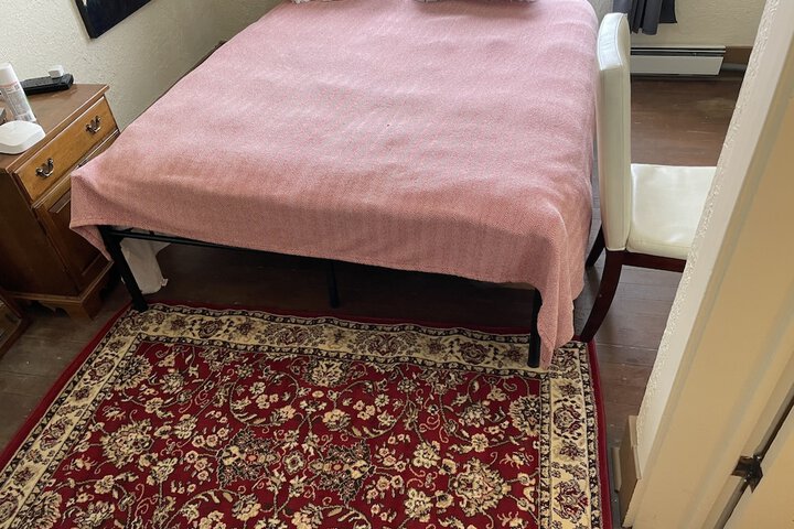 Room 82 of 104