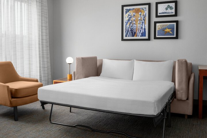 Room 18 of 46