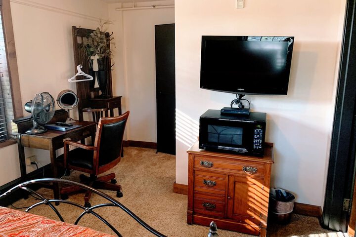Room 22 of 70