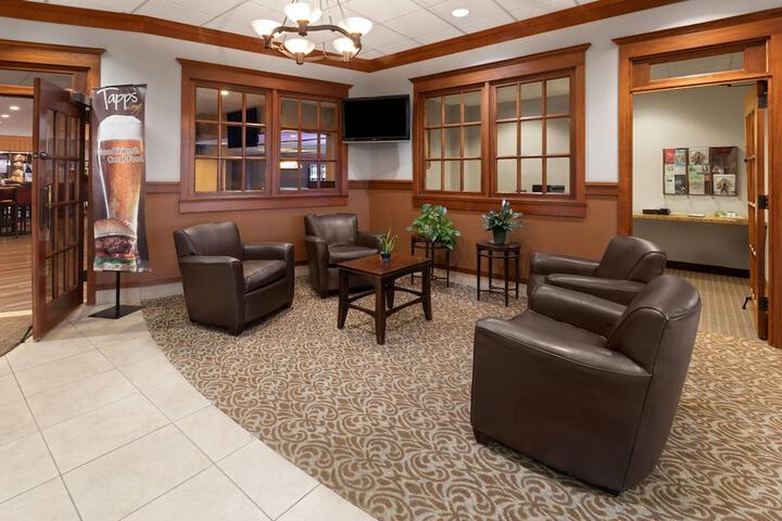 Baymont by Wyndham Jamestown Conference Center & Water Park