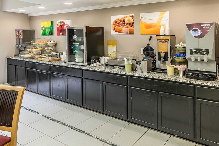 Breakfast/Coffee Service 58 of 60