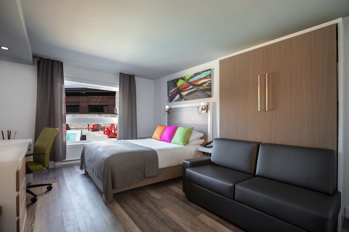 Room 32 of 105