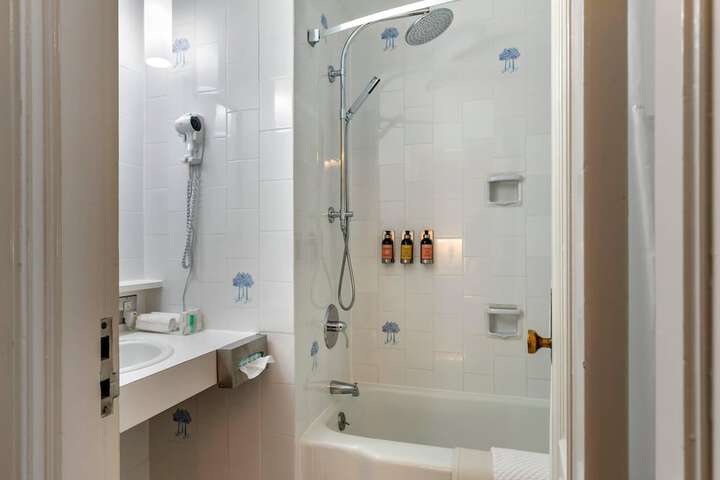 The Fort Garry Hotel Spa and Conference Centre, an Ascend Collection Hotel