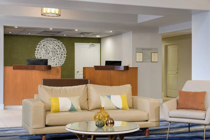 Hotel Interior 9 of 33
