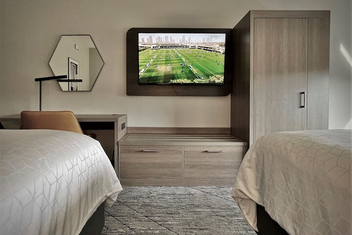 Room 18 of 78