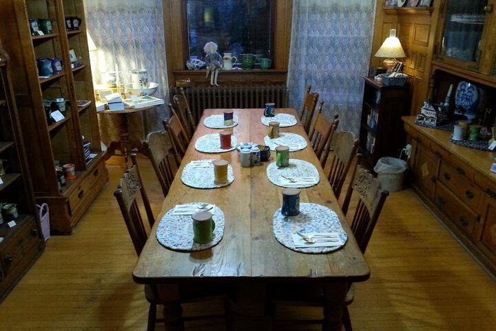 Dining 77 of 100