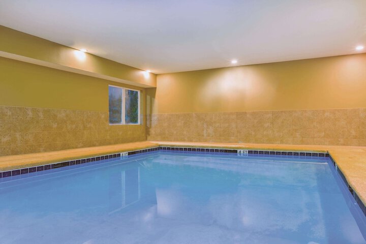 La Quinta Inn & Suites by Wyndham Atlanta-Union City