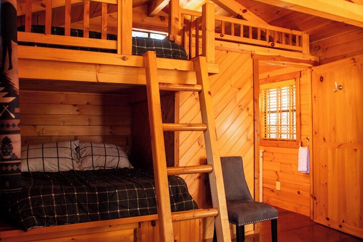 Room 17 of 26