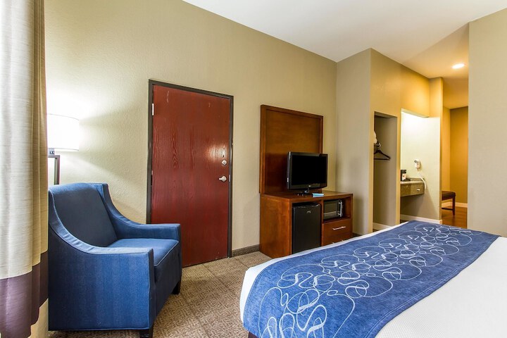 Room 7 of 31