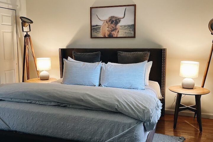 Room 72 of 96