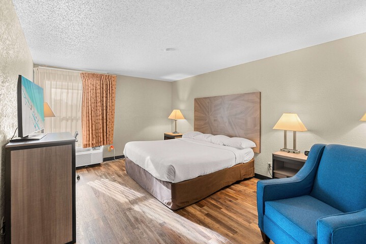 Room 13 of 22