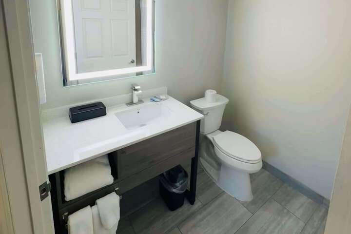 Clarion Pointe Albemarle