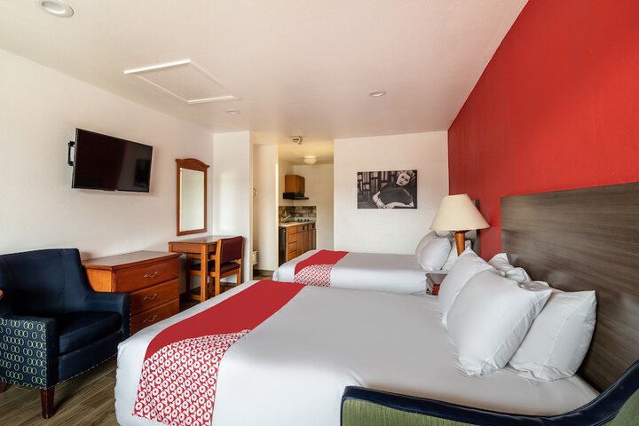 Room 21 of 40