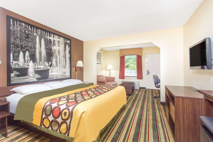 Room 17 of 31