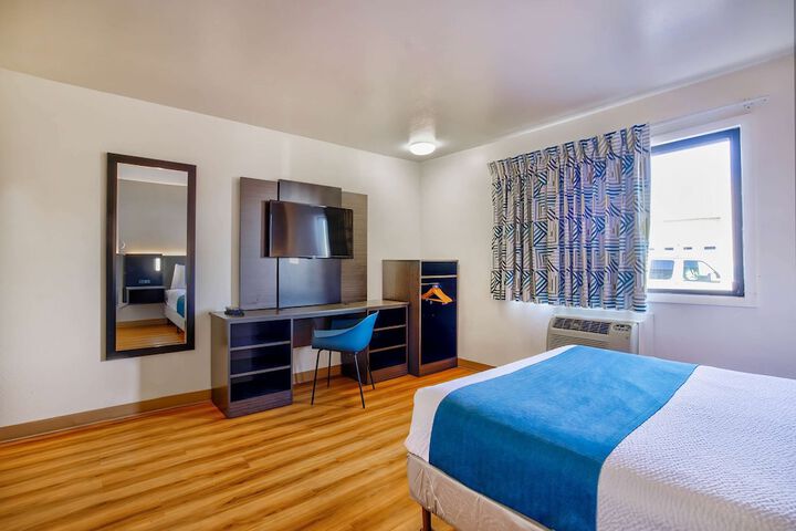 Room 26 of 31