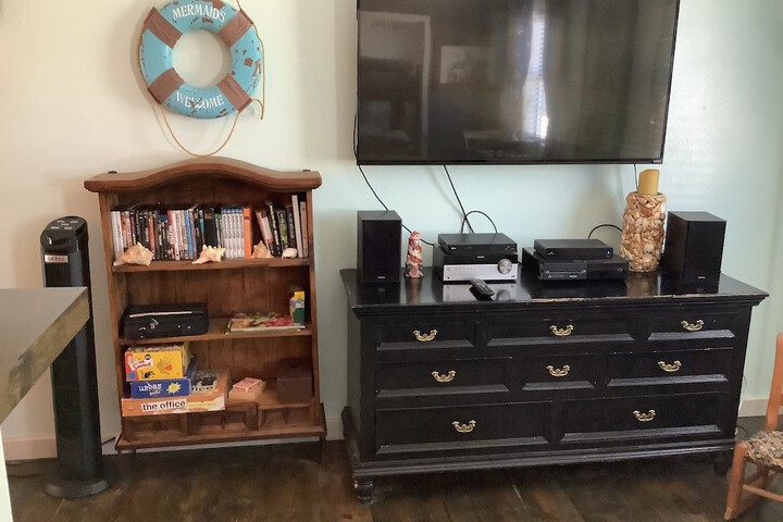Room 122 of 200