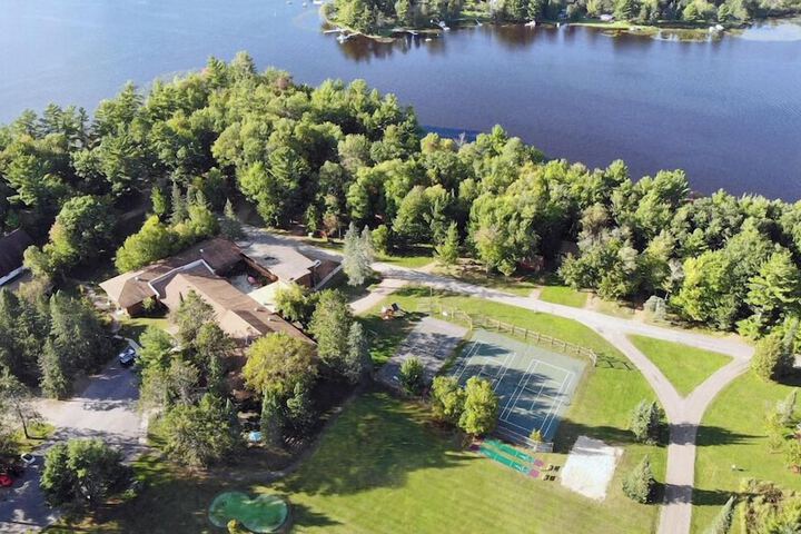 Holiday Acres Resort