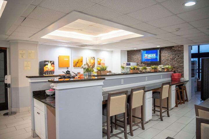 Comfort Inn Hyannis - Cape Cod