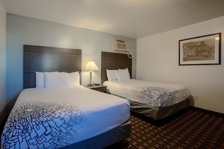 Room 11 of 29