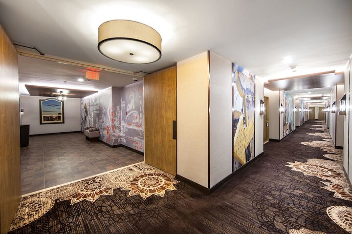 Room 34 of 60