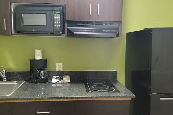 Studio 6 Extended Stay - Atlanta GA - Chamblee