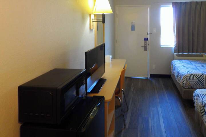 Motel 6 Ontario OR