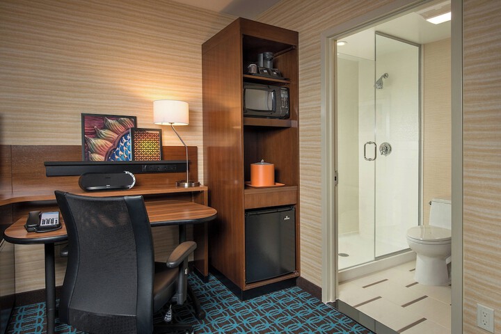 Room 7 of 25